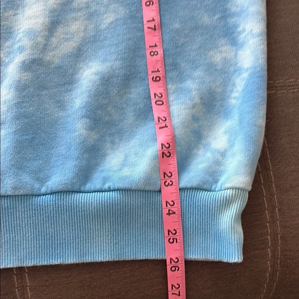 True Religion man’s Blue Crewneck Sweater with Tie-Dye Effect. M